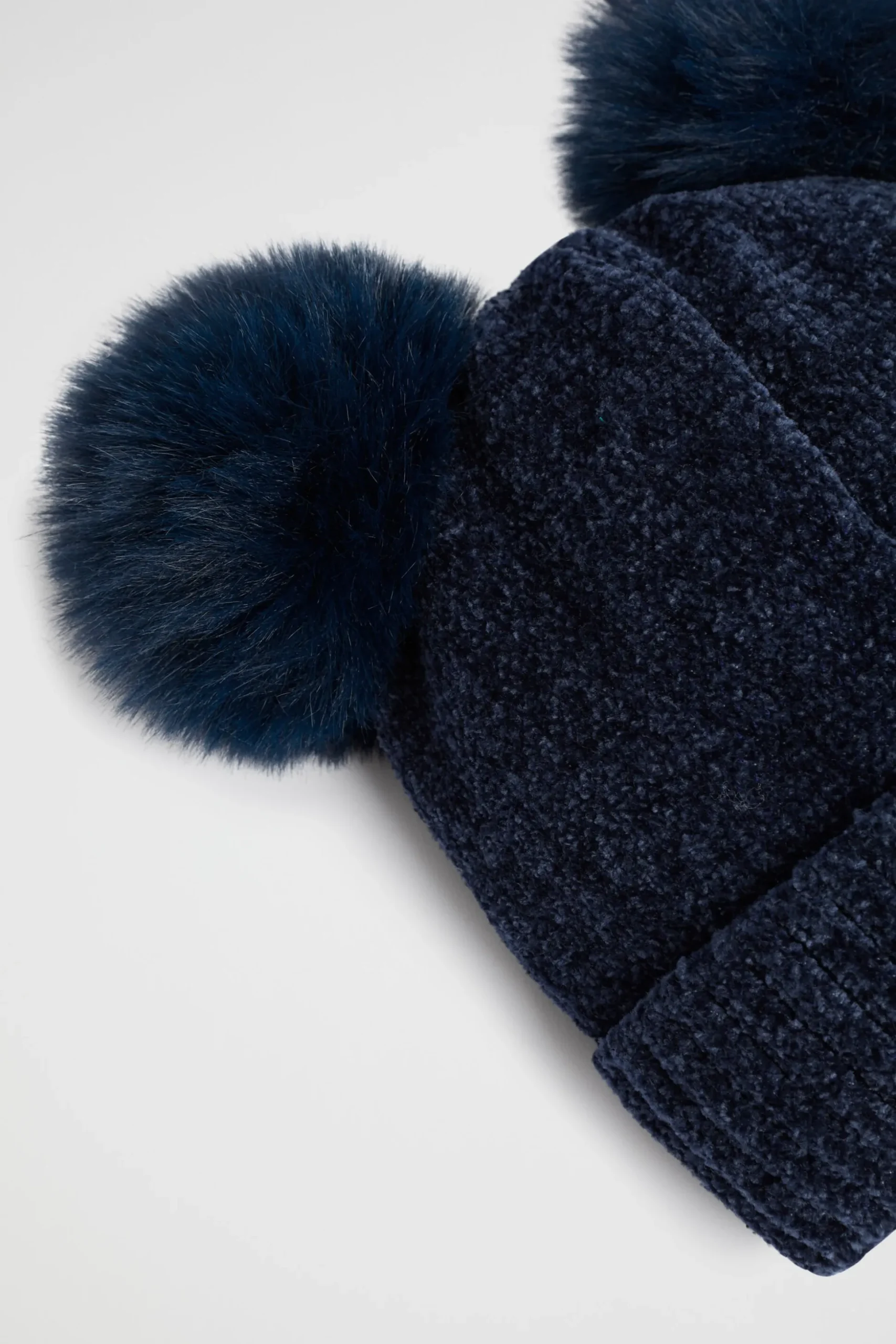 Seed Heritage Beanies-Henille Initial Beanie C