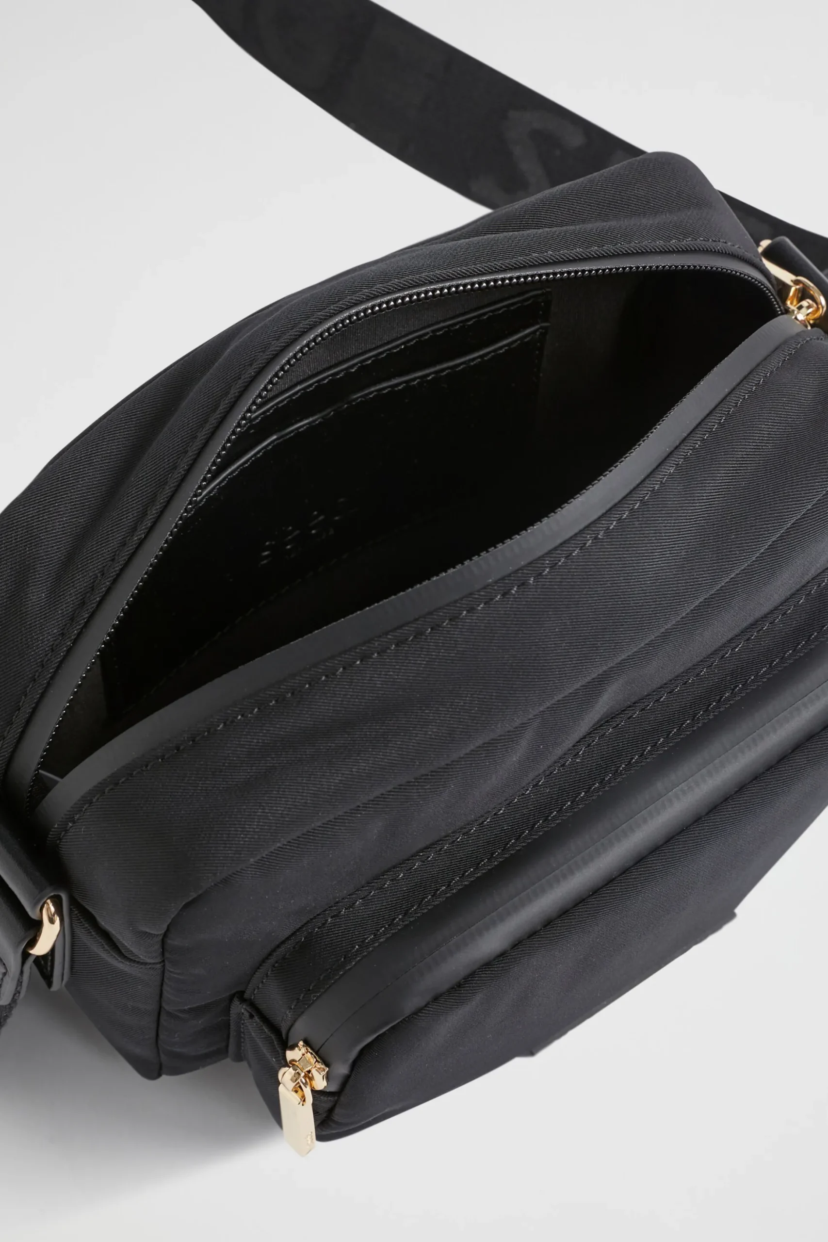 Seed Heritage Cross Body-Heritage Logo Camera Bag Black