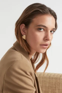 Seed Heritage Jewellery-Large Link Stud Gold