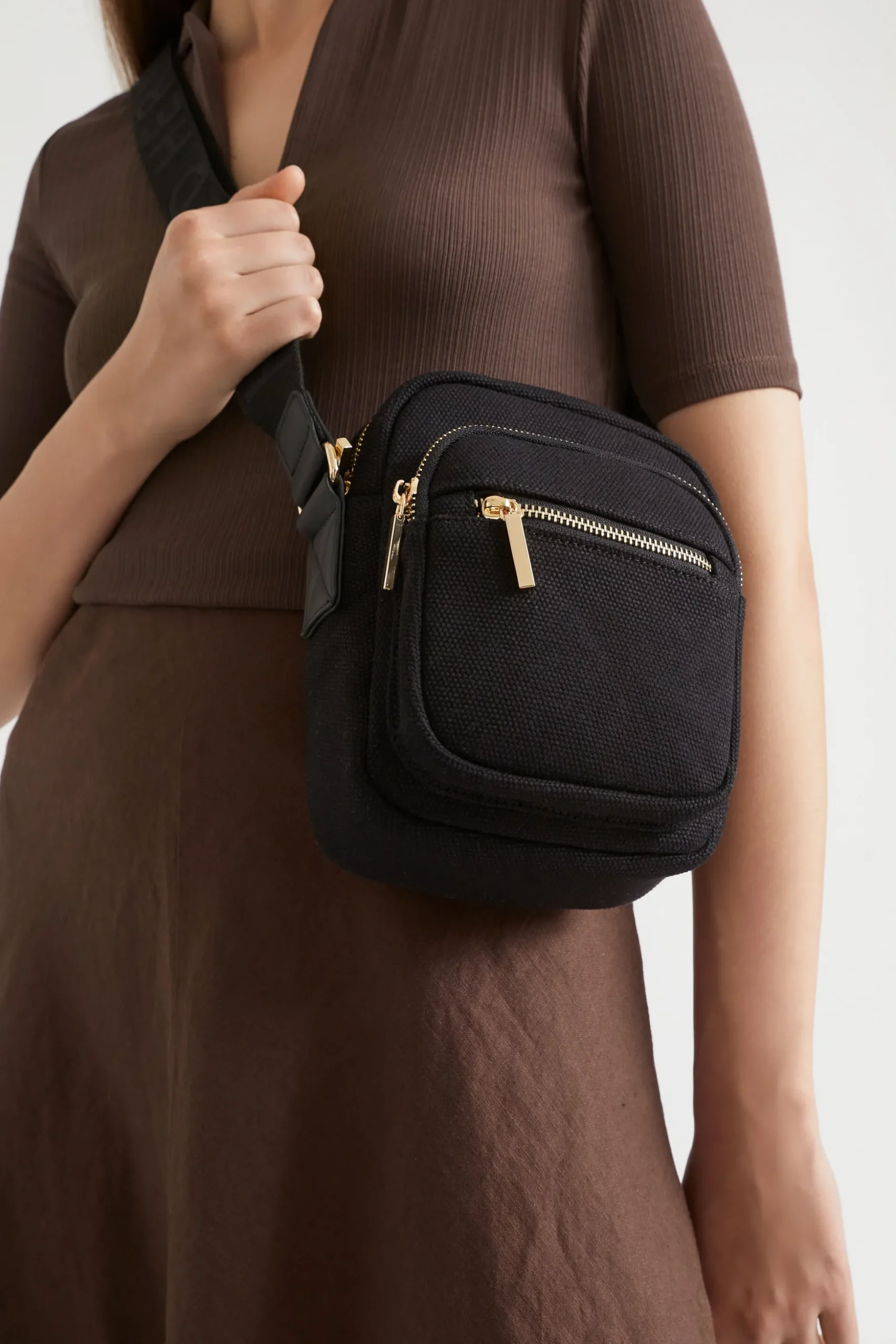 Seed Heritage Cross Body-Logo Camera Bag Black