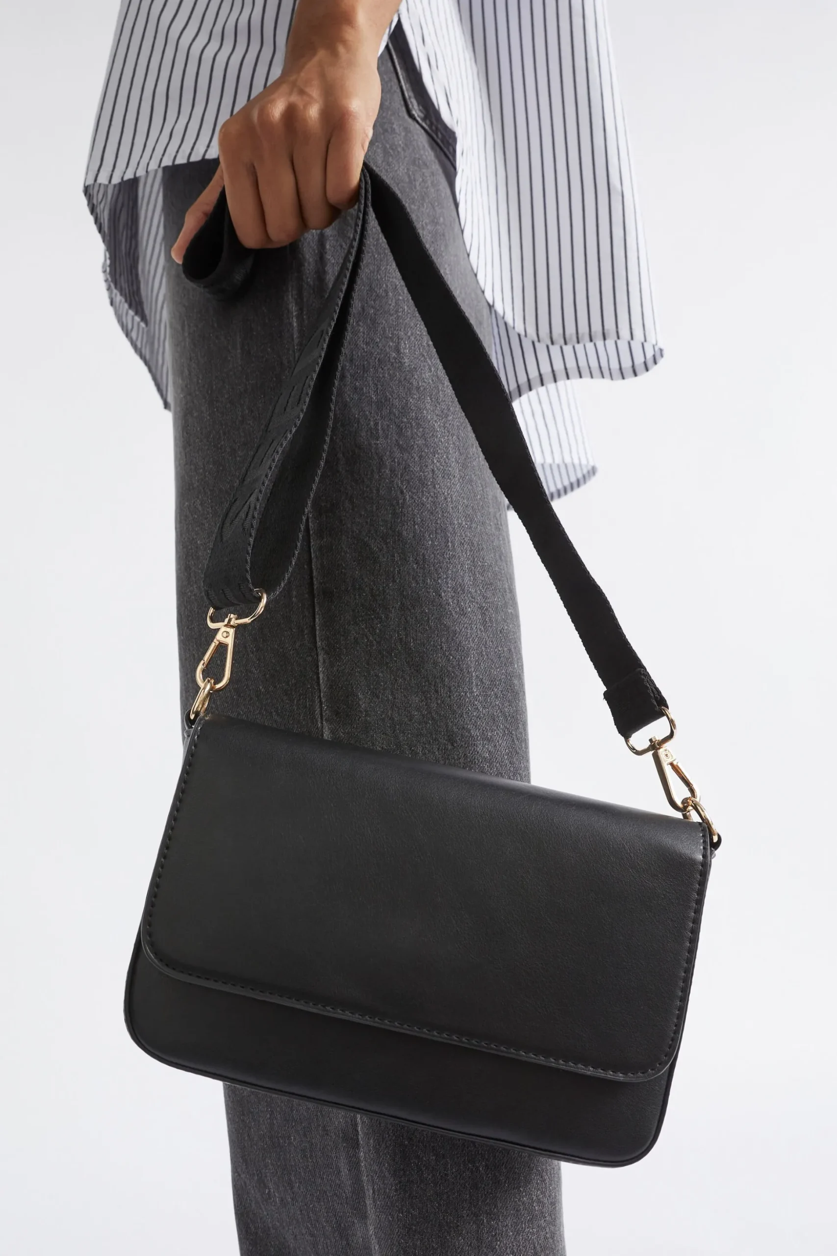 Seed Heritage Cross Body-Logo Crossbody Bag Black