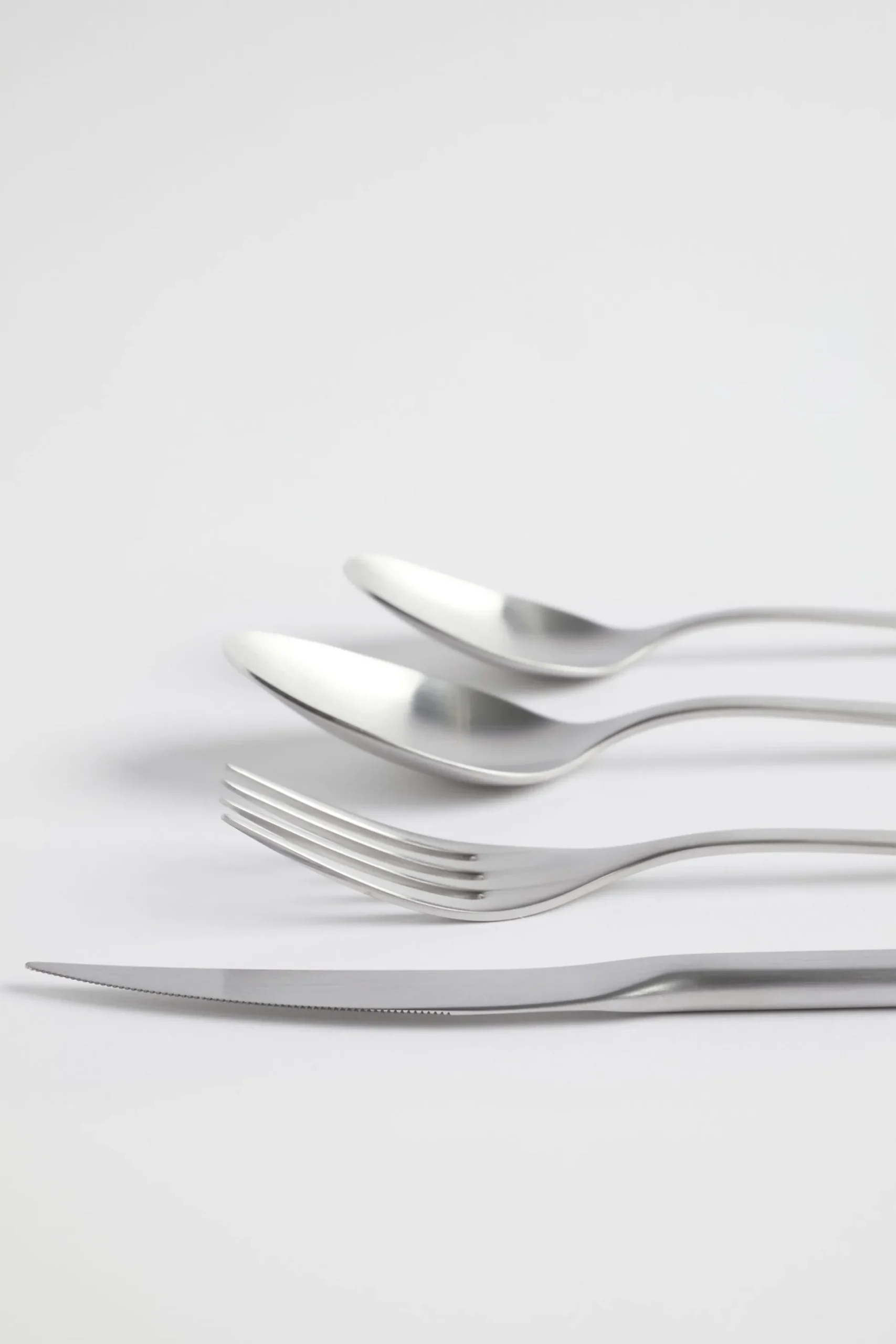 Seed Heritage Kitchen & Dining-Rae 16 Piece Cutlery Set Silver
